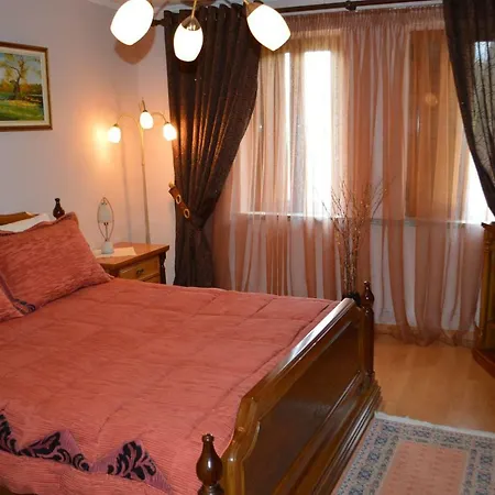 Vila Ss Kekezi Villa