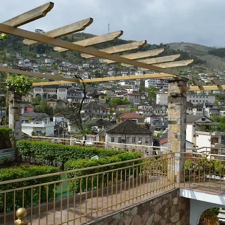 Vila Ss Kekezi Villa Gjirokaster